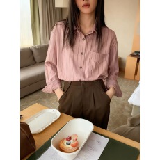 批发你好 韩系雾面感条纹衬衫女2025秋季新款宽松设计感<b class='q'>长袖</b>粉色卡农
