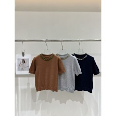 批发<b class='q'>明星</b><b class='q'>同款</b>领口水钻针织衫短袖减龄休闲百搭上衣