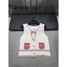 批发早春新款彩色logo口袋绑绳V领针织单排扣开衫马甲