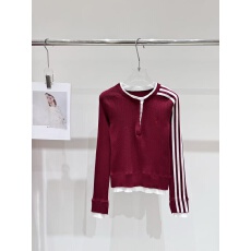 批发2025冬季新款撞色修身<b class='q'>假两件</b><b class='q'>针织衫</b>减龄修身百搭上衣