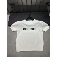 批发2026早春新款重工烫钻圆领套头针织短袖减龄休闲百搭上衣