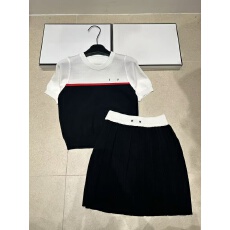 批发2026夏季<b class='q'>新款</b>拼色圆领套头针织短袖+刺绣百褶半裙两件套套装