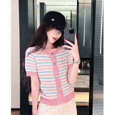 批发粉色条纹<b class='q'>圆领</b><b class='q'>针织</b>短袖<b class='q'>开衫</b>简约通勤百搭上衣2026夏季新款