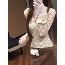 批发纯欲格纹长袖T恤女修身显瘦<b class='q'>打底衫</b>上衣