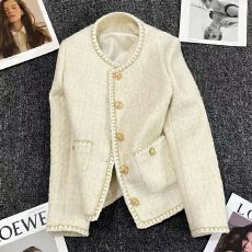 批发米<b class='q'>白色</b>小香风西装外套女2025年秋冬新款设计感韩版气质休闲西服潮