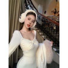 批发今年新款秋冬季中长裙子纯欲辣妹蝴蝶结褶皱长袖针织<b class='q'>连衣裙</b><b class='q'>女</b>装