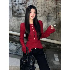 批发美式甜辣妹镂空破洞<b class='q'>针织衫</b>女秋新款设计感修身<b class='q'>罩衫</b>上衣