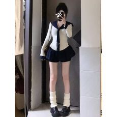 批发海派学院感~JK<b class='q'>制服</b>套装裙女秋冬辣妹<b class='q'>海军</b>领披肩上衣穿搭百褶裙子