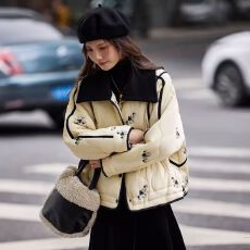 批发设计感小香风棉服女秋冬高级感法式印花轻薄短款百搭棉衣外套女装