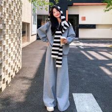 批发2025秋季新款复古时尚圆领纯色小宽松简约<b class='q'>夹克</b>外套慵懒感<b class='q'>休闲</b>套装