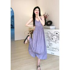 批发2026多巴胺绝美紫色吊带<b class='q'>连衣裙</b>女夏季海岛边度假收腰沙滩裙子