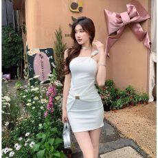 批发性感辣妹风斜肩单肩吊带<b class='q'>连衣裙</b>女夏季新款<b class='q'>修身</b>显瘦高级感包臀短裙