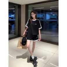 批发2026夏季时尚<b class='q'>套装</b>女撞色宽松显瘦短袖T恤花边阔腿短裤<b class='q'>休闲</b>运动装