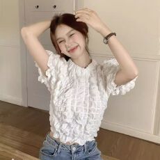 2026褶皱设计感衬衫女夏季法式泡泡袖衬衣修身短款别致上衣