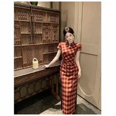 批发新中式国风复古风红色格纹旗袍女春夏修身显瘦显白<b class='q'>短袖</b><b class='q'>连衣裙</b>