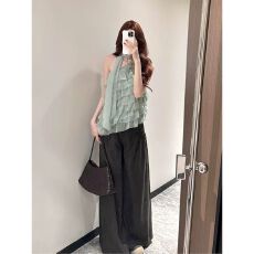 批发法式荷叶边斜肩<b class='q'>背心</b>吊带女夏季2026新款设计感蛋糕层性辣妹<b class='q'>雪纺</b><b class='q'>衫</b>