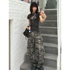 批发式街头痞帅复古弯刀迷彩裤男女<b class='q'>潮牌</b>宽松阔腿休闲镰刀工装牛仔裤