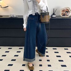 批发胖mm阔腿<b class='q'>牛仔裤</b>女大码秋季新款复古梨形身材宽松显瘦<b class='q'>九分</b>直筒裤子