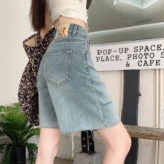 批发毛边破洞流苏设计牛仔<b class='q'>裤</b>女夏季新款高腰宽松显瘦百搭阔<b class='q'>腿</b>五分<b class='q'>裤</b>
