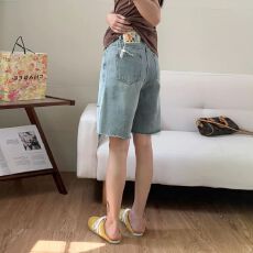 批发韩版高腰破洞牛仔<b class='q'>裤</b>女夏季新款休闲宽松显瘦百搭直筒阔<b class='q'>腿</b>五分<b class='q'>裤</b>