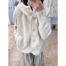 批发<b class='q'>韩国</b>新款复古羊羔绒连帽马甲外套女秋冬双面时尚叠穿开衫马夹