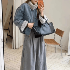 批发加绒加厚2025<b class='q'>冬</b>季新款宽松短款水洗浅蓝羊羔绒保暖牛仔外套女