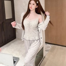 批发<b class='q'>睡衣</b>女春秋季波点<b class='q'>莫代尔</b>舒适开衫长袖长裤三件套吊带加胸棉家居服