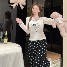 批发<b class='q'>睡衣</b>女春秋<b class='q'>莫代尔</b>棉爱心蝴蝶结印花舒适长袖长裤套装胸棉家居服