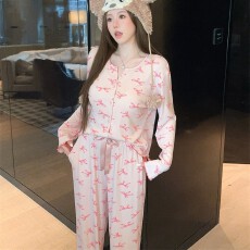 批发<b class='q'>莫代尔</b><b class='q'>睡衣</b>女春秋家居服蝴蝶印花V领长袖长裤高级感套装加胸棉