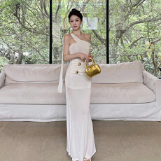 批发法式轻奢风性感露肩飘带连衣裙女名媛风气质收腰鱼尾长裙<b class='q'>晚宴</b><b class='q'>礼服</b>