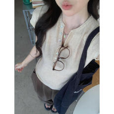 批发简约松弛感贝壳扣半开V领短袖女<b class='q'>夏</b>韩国洋气修身显瘦百搭上衣