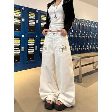批发爆爆糖美式街头刺绣阔腿牛仔裤设计感直筒休闲宽松百搭长裤子<b class='q'>情侣</b>