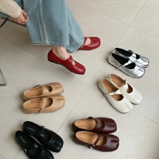 批发法式分趾平底浅口单鞋女2026新款<b class='q'>春</b>夏配裙子软底玛丽珍鞋子