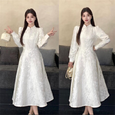 批发法式复古赫本高档<b class='q'>提花</b>假两件<b class='q'>连衣裙</b>秋季新款修身显瘦气质长裙