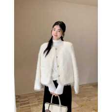 批发小香风穿搭高级感羊羔毛拼接<b class='q'>蕾丝</b>圆领短外套女小众轻奢温柔风上衣