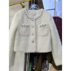 批发轻奢名媛重工镶钻钉珠单排扣圆领外套女显瘦高级感软糯水貂绒上衣