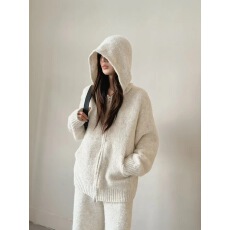 批发格雷系休闲针织套装女2025<b class='q'>秋</b>季时尚舒适感连帽毛衣开衫长裤两件套