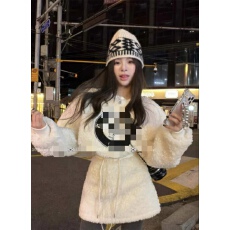 批发韩版休闲风刺绣卡通宽松百搭卫衣2025冬季新款高腰<b class='q'>显瘦</b>半身裙套装