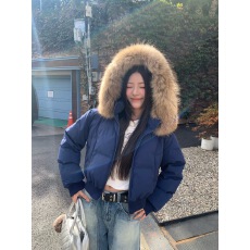 批发牙套大汪【肯豆千金】貉子毛毛领可拆卸连帽直筒蓝色羽绒服女<b class='q'>冬</b>