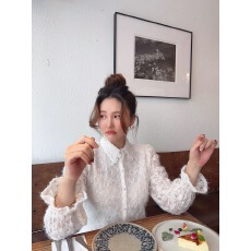 批发智英欧尼<b class='q'>韩国</b>东大门代购2025秋冬高级法式气质宽松喇叭袖<b class='q'>蕾丝</b>衬衫