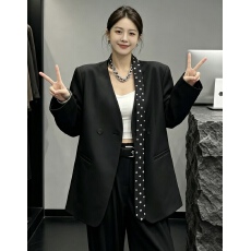 批发韩版百搭西装外套女26秋季设计感小众宽松长袖<b class='q'>西服</b>上衣配波点丝巾