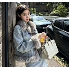 批发牛仔蓝皮毛一体短外套女<b class='q'>冬</b>季加绒加厚2026新款小个子洋气时髦棉衣