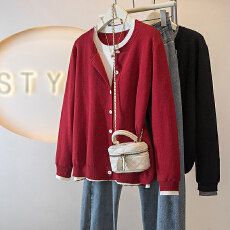 批发实拍大码<b class='q'>女装</b>韩系假两件针织毛衣胖mm显瘦长袖开衫<b class='q'>外套</b>上衣