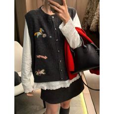 批发高端欧货春季新款小马无袖针织开衫马甲女叠穿