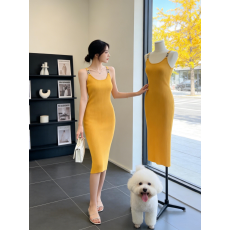 批发韩系纯欲风冰丝针织<b class='q'>吊带</b>连衣裙女2026夏季新款小心机性感过膝<b class='q'>长裙</b>