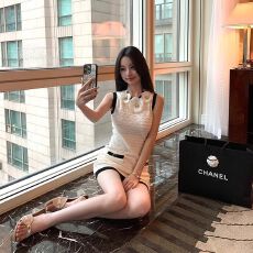 批发小香风针织连衣裙女<b class='q'>夏</b>新款法式高级感无袖修身显瘦气质背心包臀裙