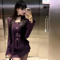批发千金风辣妹西装套装<b class='q'>女</b>秋季2025新款小个子<b class='q'>西服</b>外套包臀短裙两件套