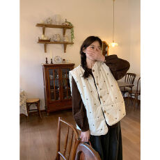 批发日系白色波点马甲背心外套女2025新款冬季小个子外穿夹棉马夹棉服