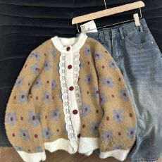 设计感小众法式蕾丝拼接毛衣外套女2025冬季新款巨好看宽松针织衫