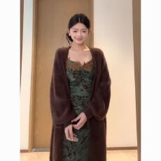 批发<b class='q'>大码</b>胖mm新中式休闲碎花<b class='q'>连衣裙</b>外套<b class='q'>女</b>装秋季气质吊带长裙开<b class='q'>衫</b>套装